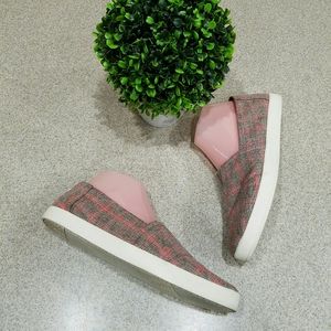 TOMS Women's Flats Classic Slip On Multicolor 9.5